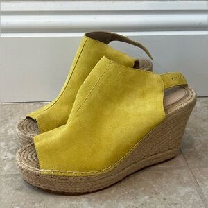 Kenneth Cole New York Peep Toe Shoes